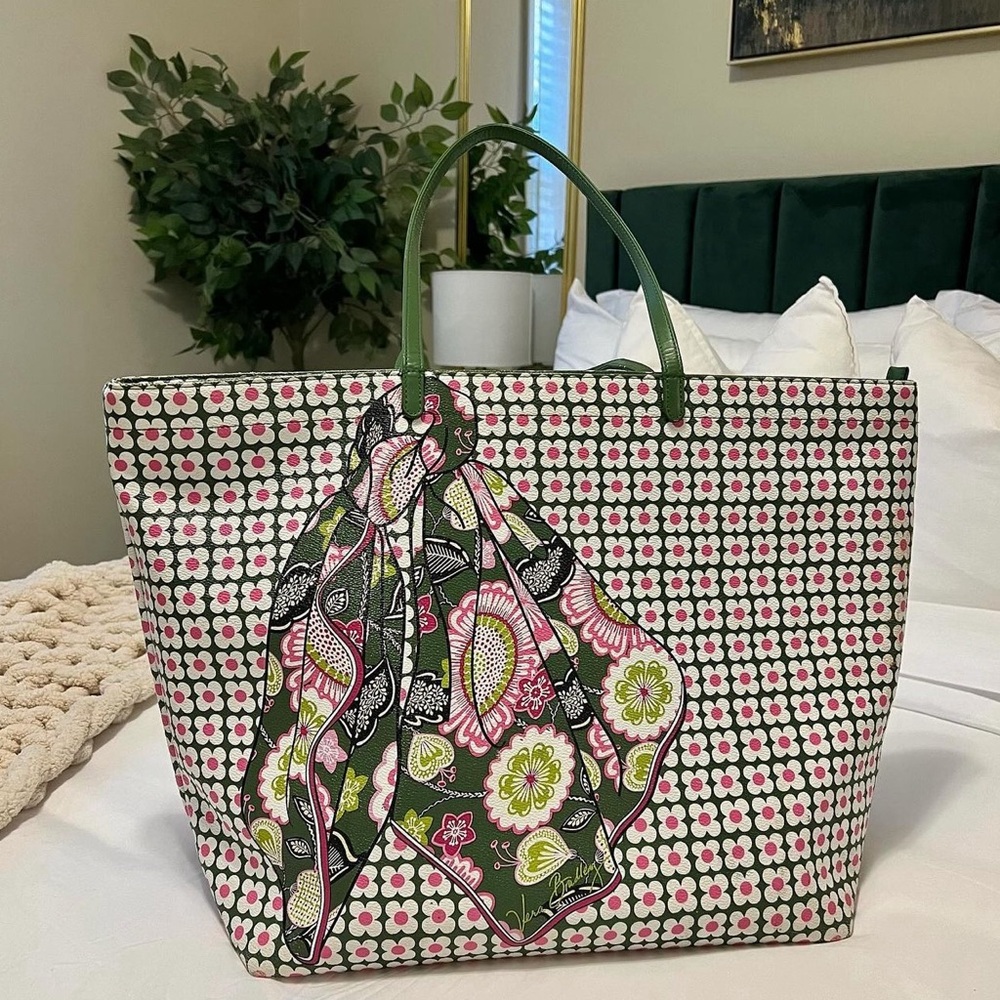 Vera Bradley Floral Tote